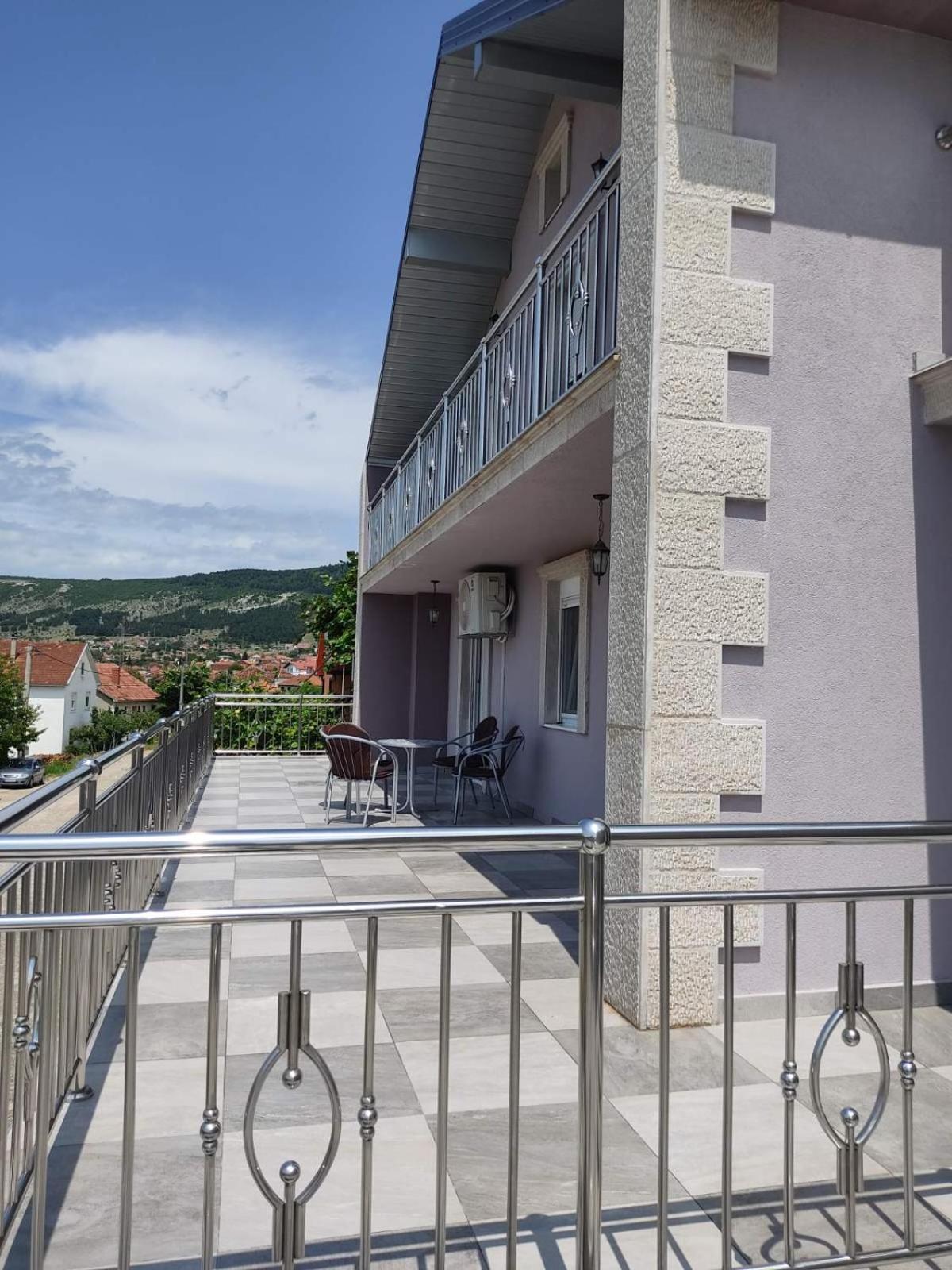 Apartman Dakovic Bileca Bagian luar foto