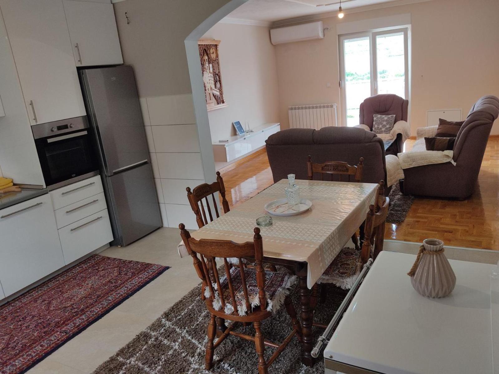 Apartman Dakovic Bileca Bagian luar foto